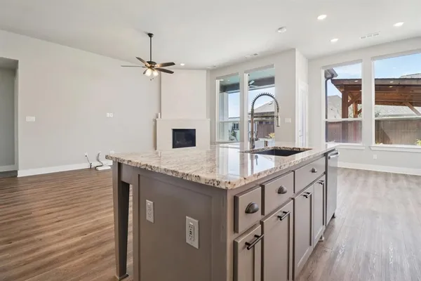 $575,000 | 1812 Cypress Gap Trail, Mansfield, TX 76063