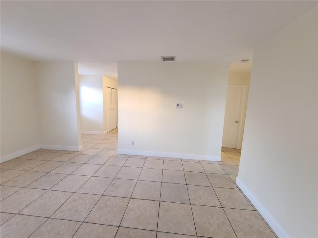632 West 3rd Street Riviera Beach, FL 33404 - Photo 6 of 28 Photo 6