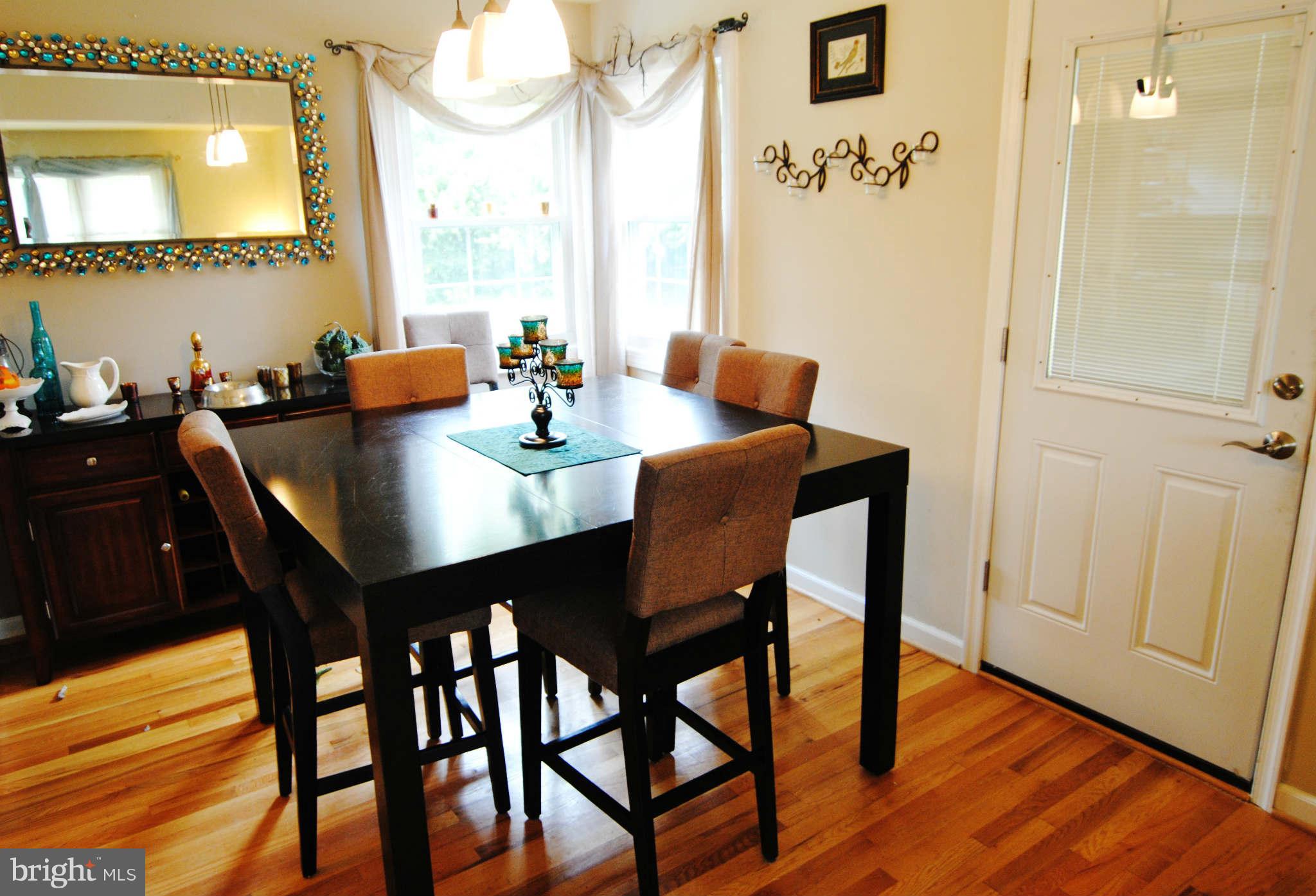 6914 Gilbert Street Springfield, VA 22150 - Photo 4 of 16 Dining Room