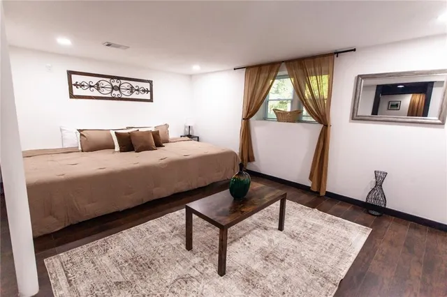 $509,000 | 900 Northeast 47th Street, Kansas City, MO 64118