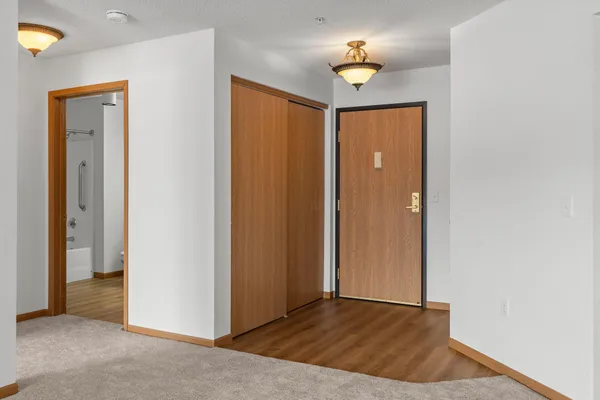 $70,000 | 2155 6th Lane Southeast, Unit 101, Cambridge, MN 55008