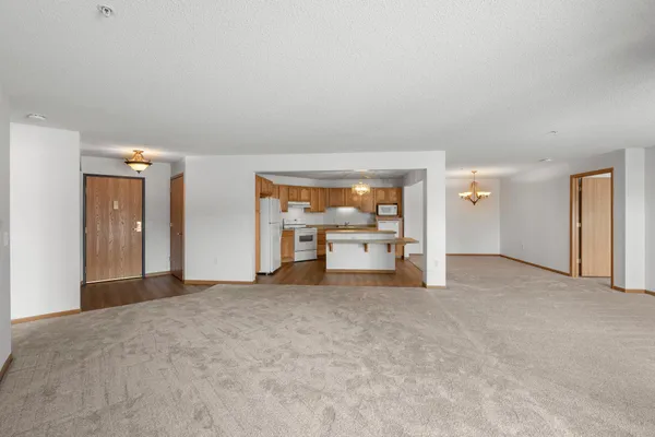 $70,000 | 2155 6th Lane Southeast, Unit 101, Cambridge, MN 55008