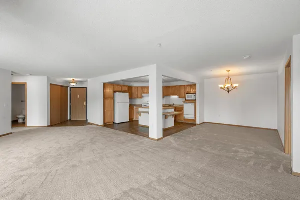 $70,000 | 2155 6th Lane Southeast, Unit 101, Cambridge, MN 55008
