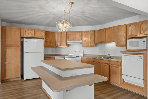 $70,000 | 2155 6th Lane Southeast, Unit 101, Cambridge, MN 55008