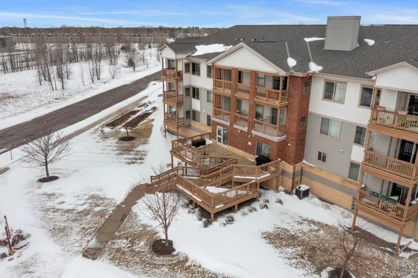 $70,000 | 2155 6th Lane Southeast, Unit 101, Cambridge, MN 55008