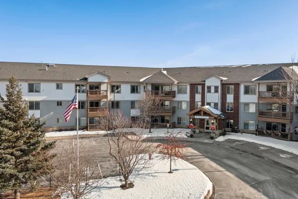 $70,000 | 2155 6th Lane Southeast, Unit 101, Cambridge, MN 55008