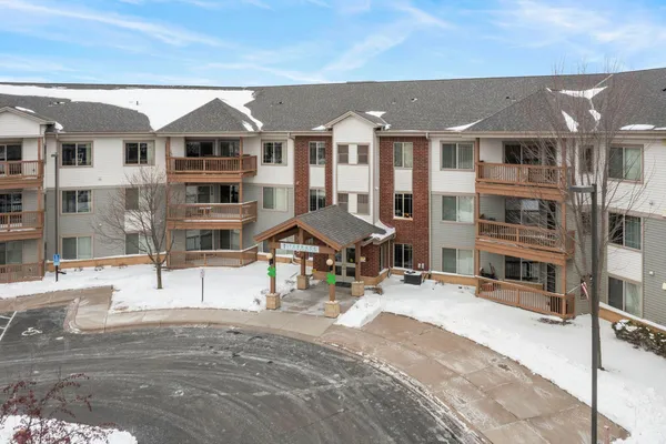 $70,000 | 2155 6th Lane Southeast, Unit 101, Cambridge, MN 55008