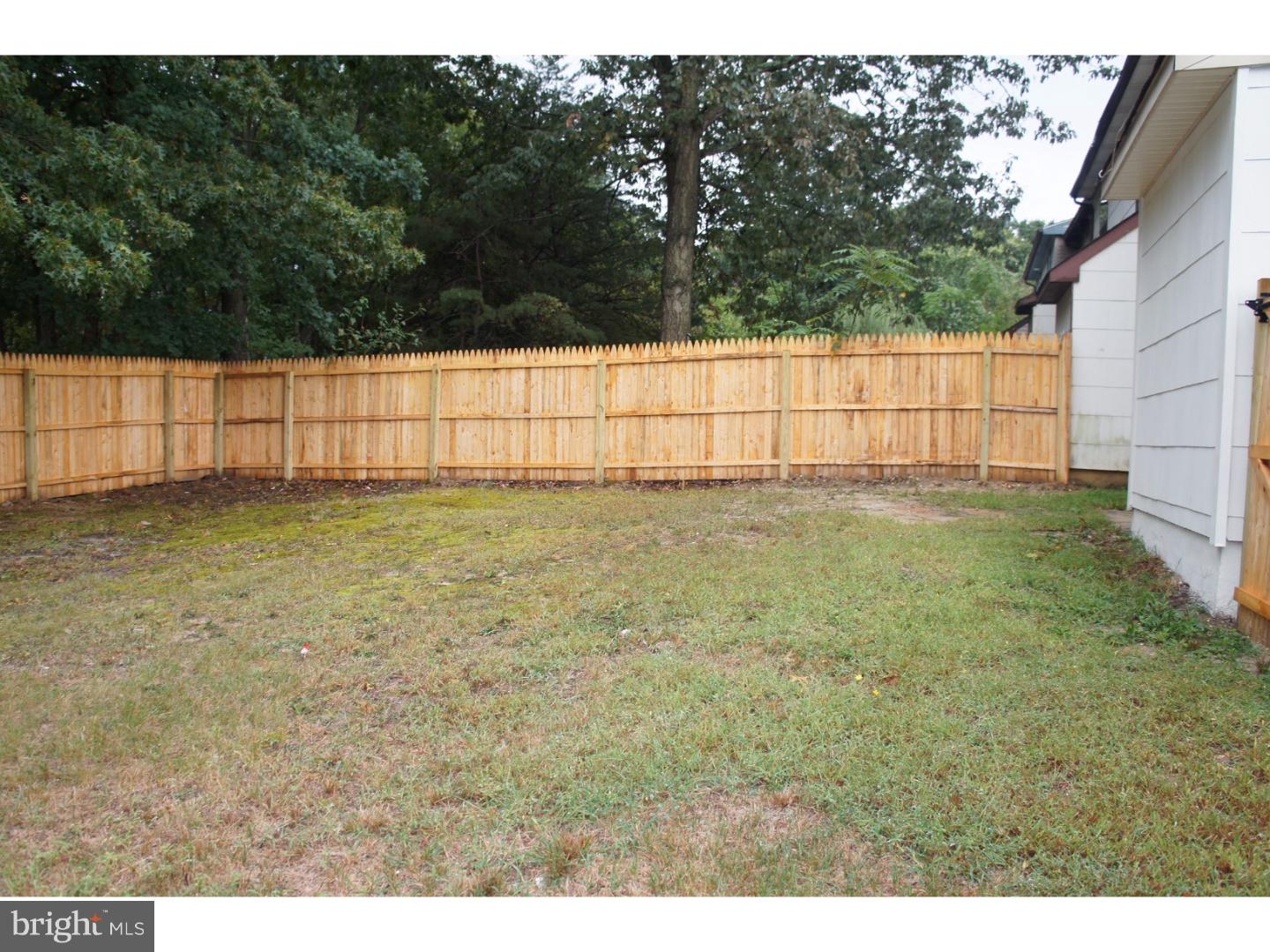 85 Berkshire Road Sicklerville, NJ 08081 - Photo 15 of 16 Gallery Image 15