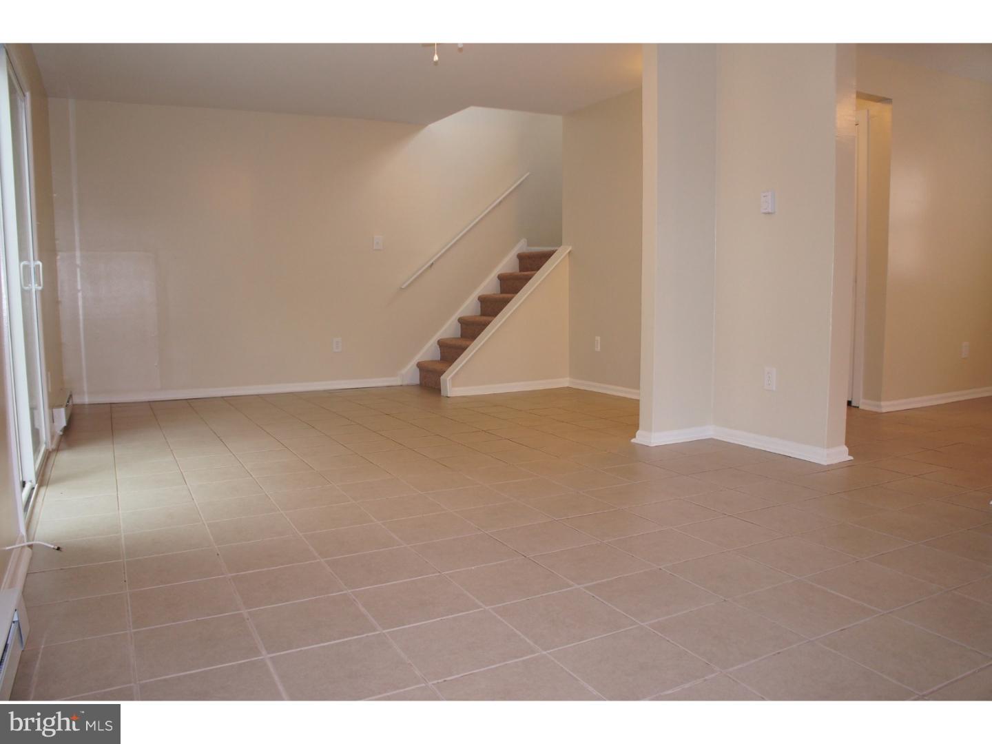 85 Berkshire Road Sicklerville, NJ 08081 - Photo 5 of 16 Gallery Image 5