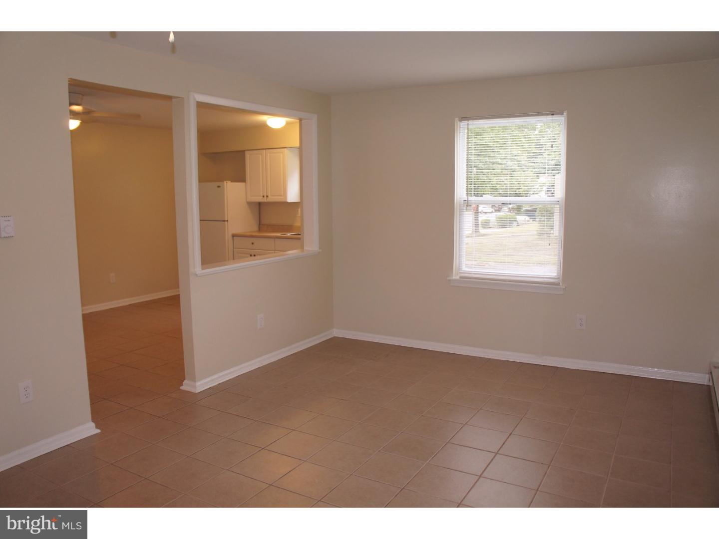 85 Berkshire Road Sicklerville, NJ 08081 - Photo 6 of 16 Gallery Image 6