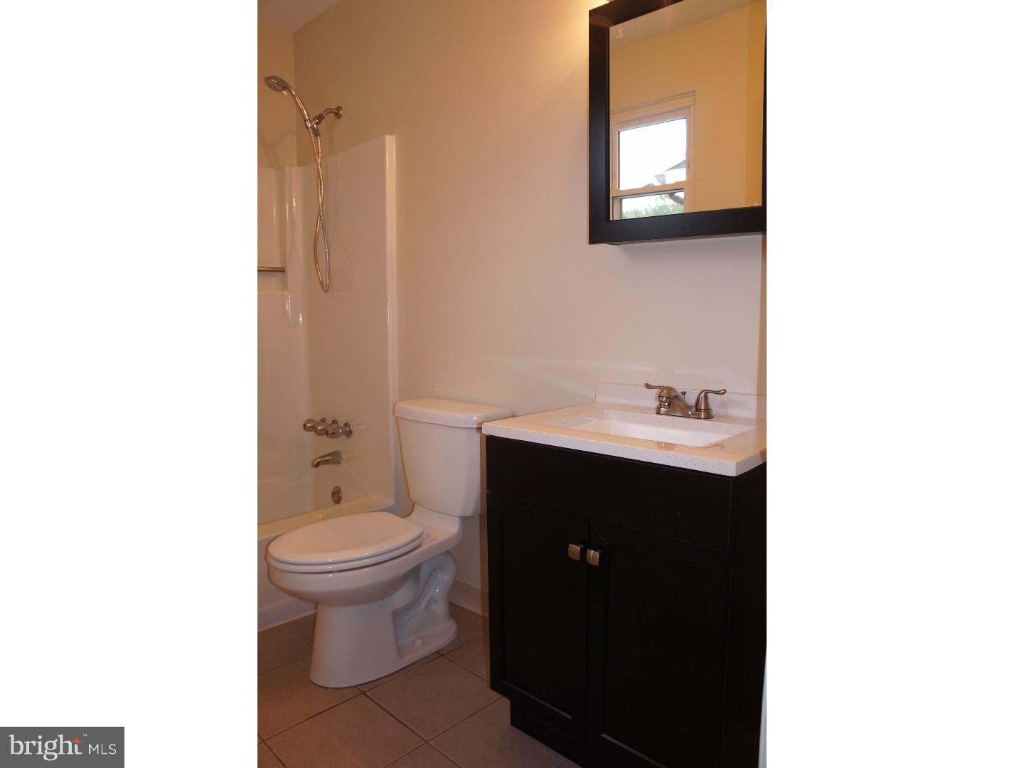 85 Berkshire Road Sicklerville, NJ 08081 - Photo 7 of 16 Gallery Image 7