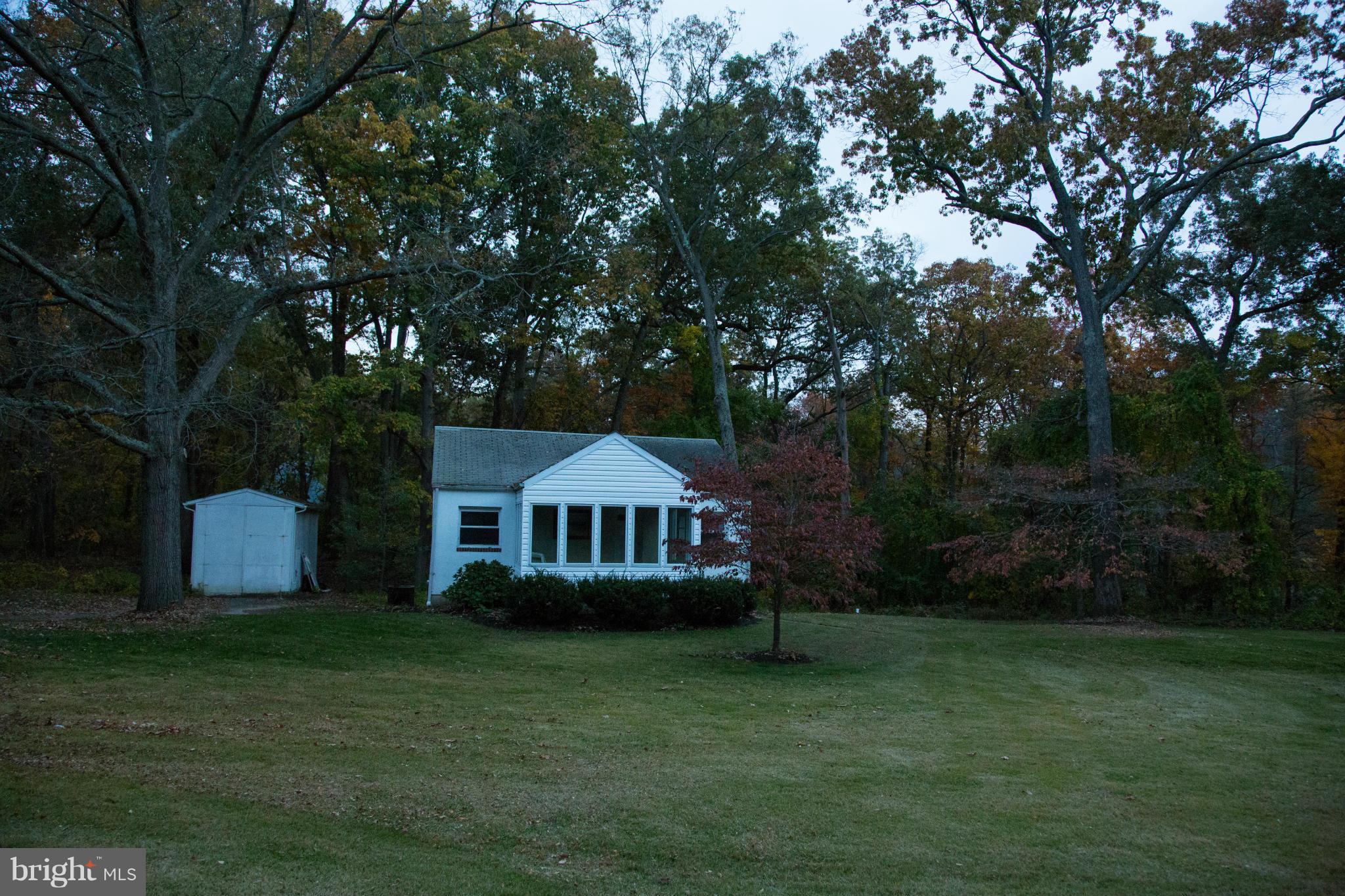 1419 Tar Point Road Pasadena, MD 21122 - Photo 15 of 16 Exterior (Front)