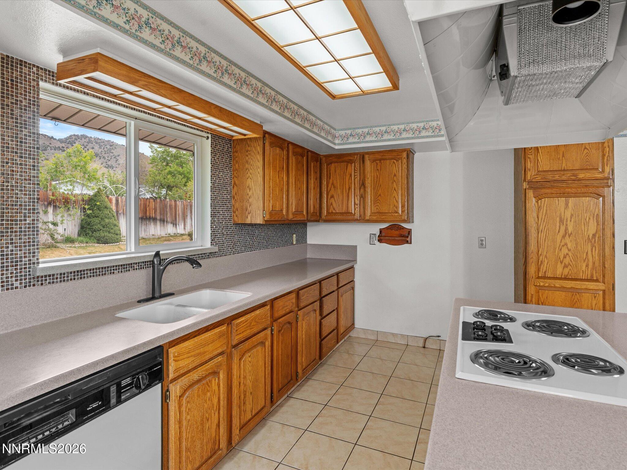 3370 Shawnee Circle Reno, NV 89502 - Photo 14 of 61 21-3370 Shawnee-128