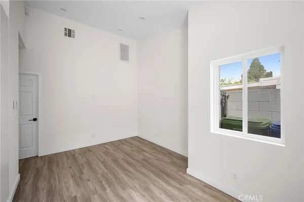 $2,000 | 10321 Sherman Grove Avenue, Sunland, CA 91040