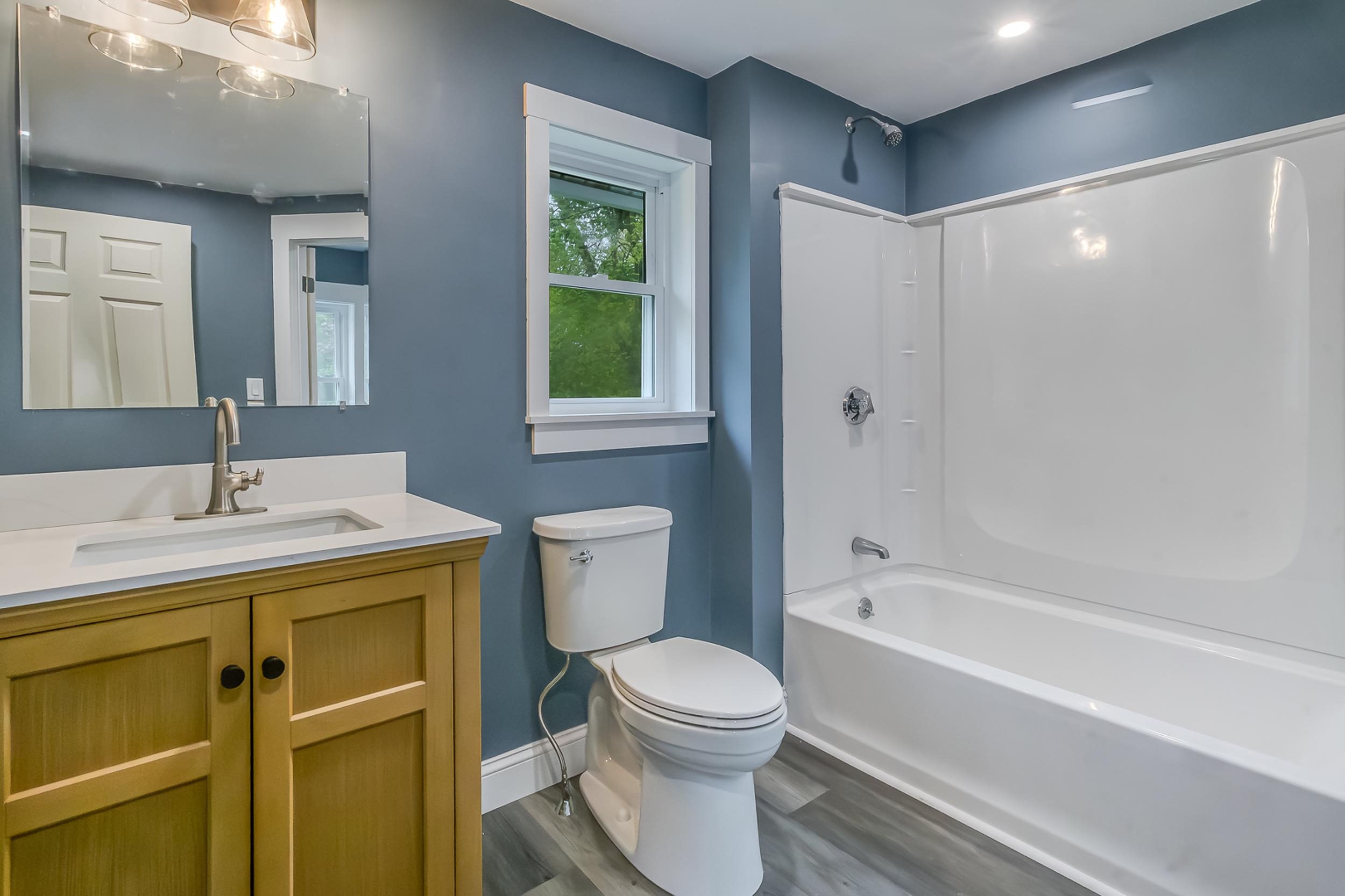 1299 Lake Shore Road Manchester, NH 03109 - Photo 22 of 35