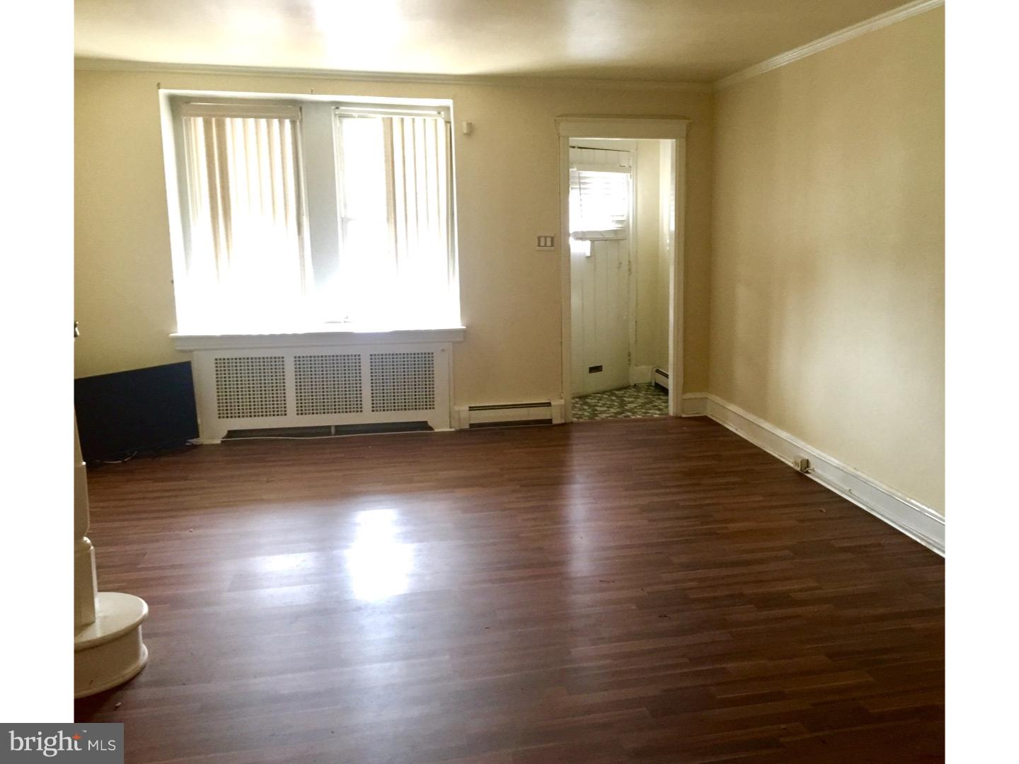 6707 Rutland Street Philadelphia, PA 19149 - Photo 4 of 21 Living Room