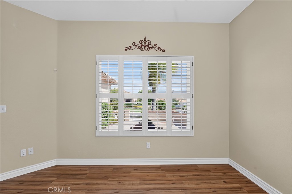 5001 Rio Bravo Drive Banning, CA 92220 - Photo 10 of 38 Looking towards the patio from the den/office