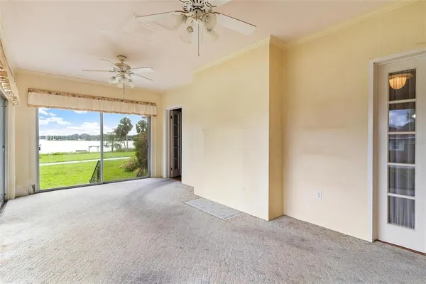 $575,000 | 211 South Central Avenue, Umatilla, FL 32784