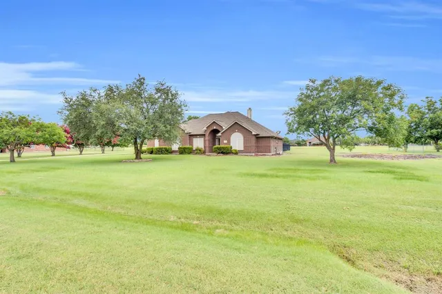 $479,999 | 104 Watauga Drive, Waxahachie, TX 75165