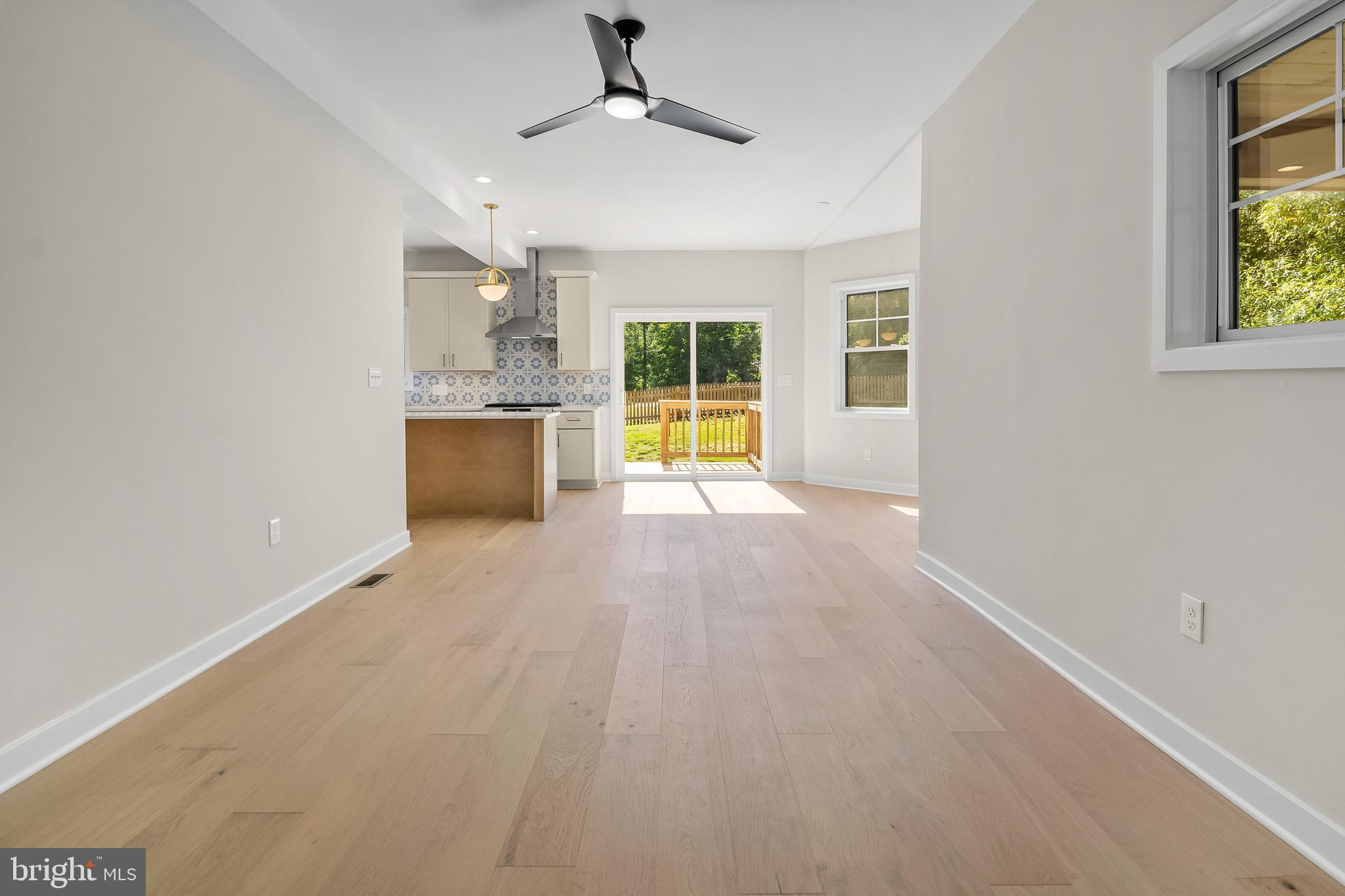 7311 Rockridge Road Baltimore, MD 21207 - Photo 6 of 23