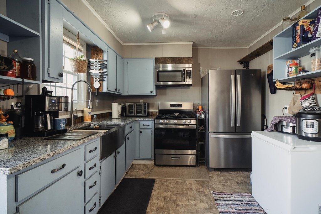 462 Cross Road Bean Station, TN 37708 - Photo 18 of 63 Gallery Image 18
