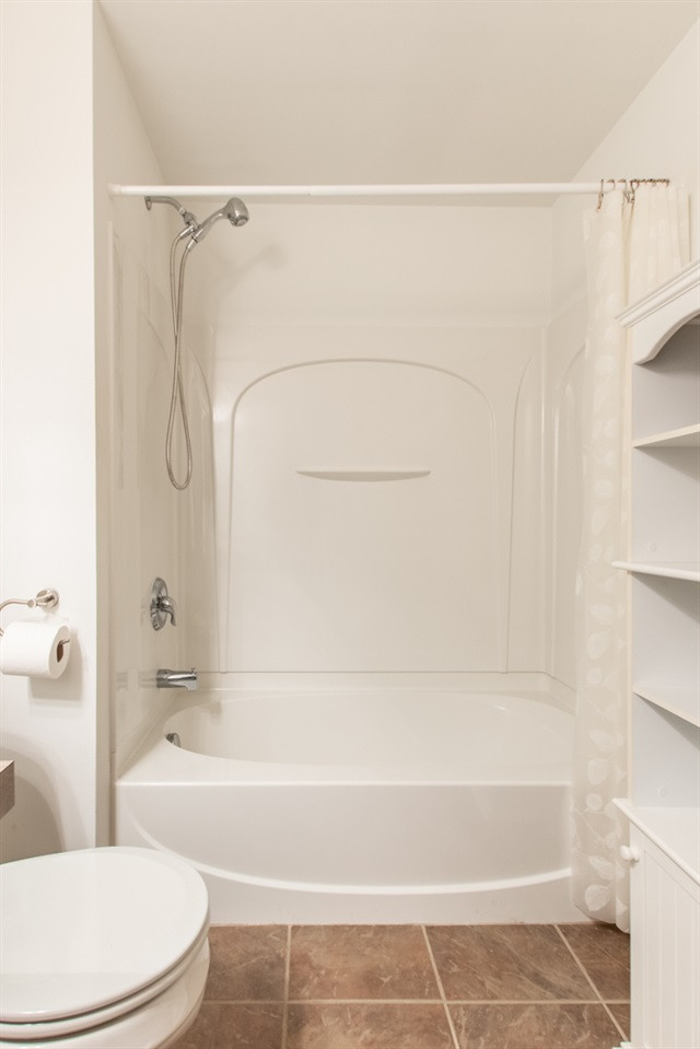 4575 Devon Drive, Unit 2 Jackson, MI 49201 - Photo 29 of 31 Photo 29