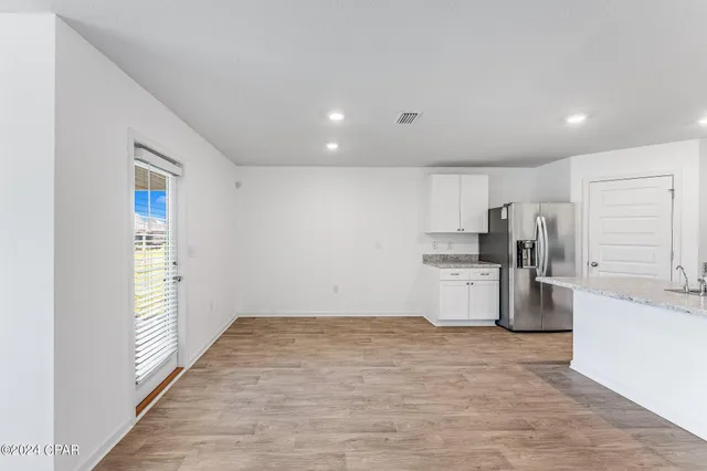 $2,400 | 4809 Loblolly Way, Panama City, FL 32404