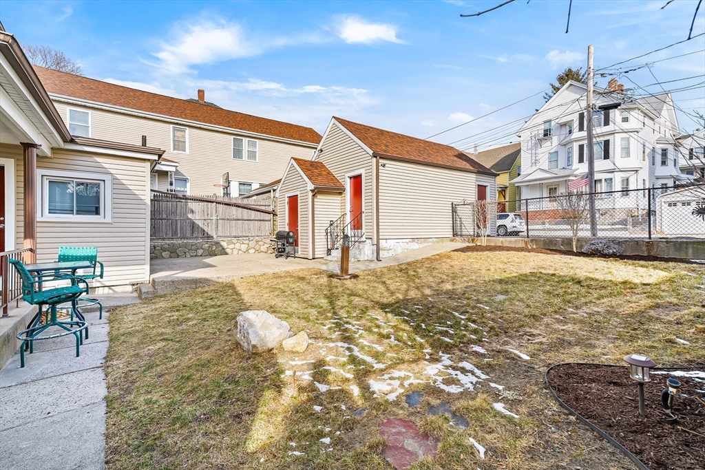 712 Eastern Avenue, Unit 3 Fall River, MA 02723 - Photo 10 of 13