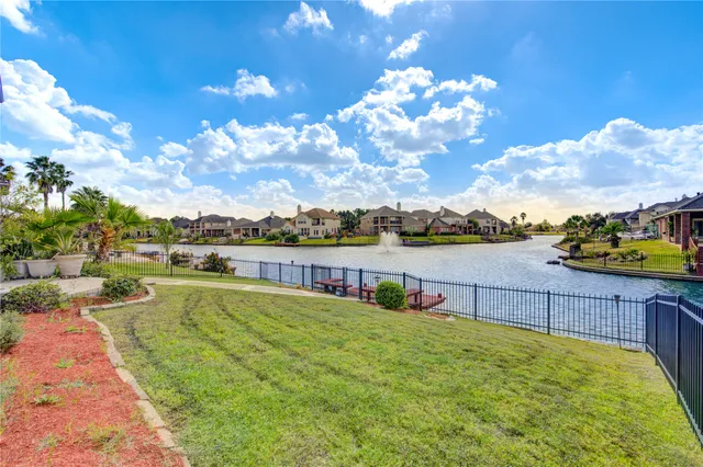 $559,000 | 17915 Avalon Point Court, Cypress, TX 77429