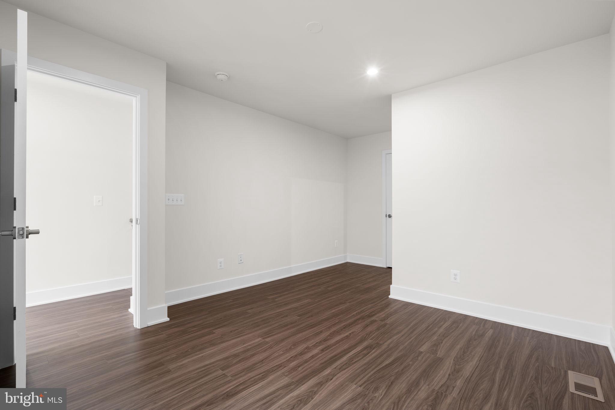 2676 River Birch Road Herndon, VA 20171 - Photo 20 of 49 Gallery Image 20