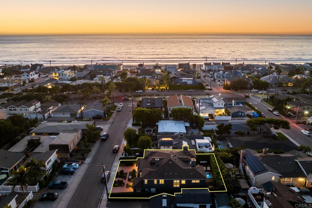 236 24th Street Del Mar, CA 92014 - Photo 42 of 44 a view of a city