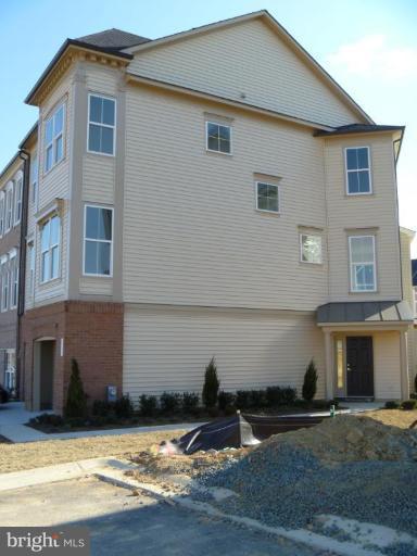 9811 Garden Ranges Laurel, MD 20723 - Photo 3 of 11 Exterior #3