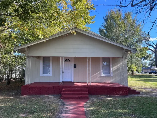 $1,325 | 1710 West 15th Street, Port Arthur, TX 77640