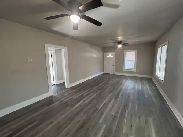 $1,325 | 1710 West 15th Street, Port Arthur, TX 77640