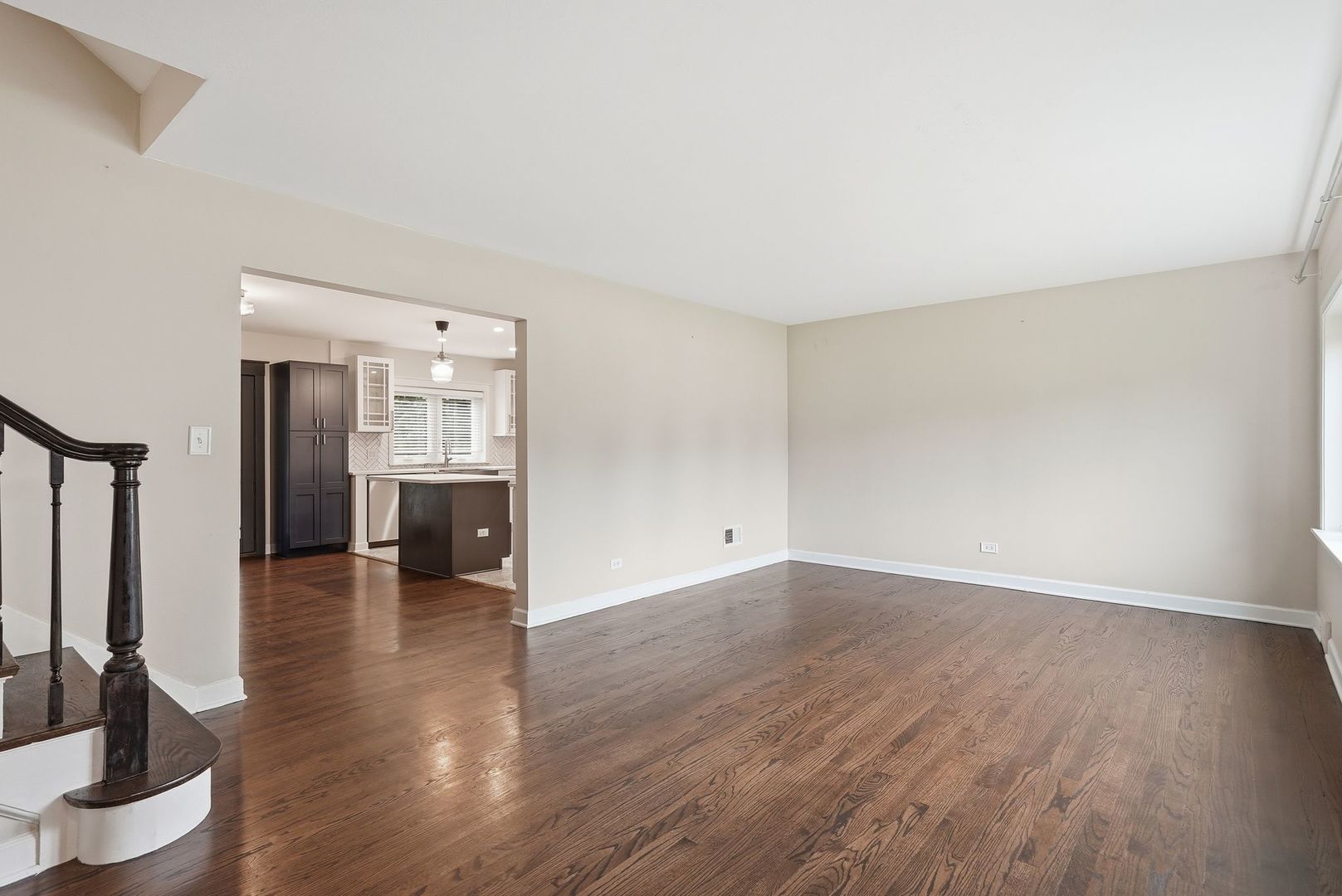 7 Park Rd Court Lombard, IL 60148 - Photo 3 of 55 Gallery Image 3