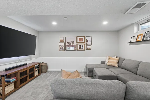 $375,000 | 4608 Manchester Road, Mound, MN 55364