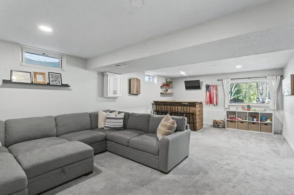 $375,000 | 4608 Manchester Road, Mound, MN 55364