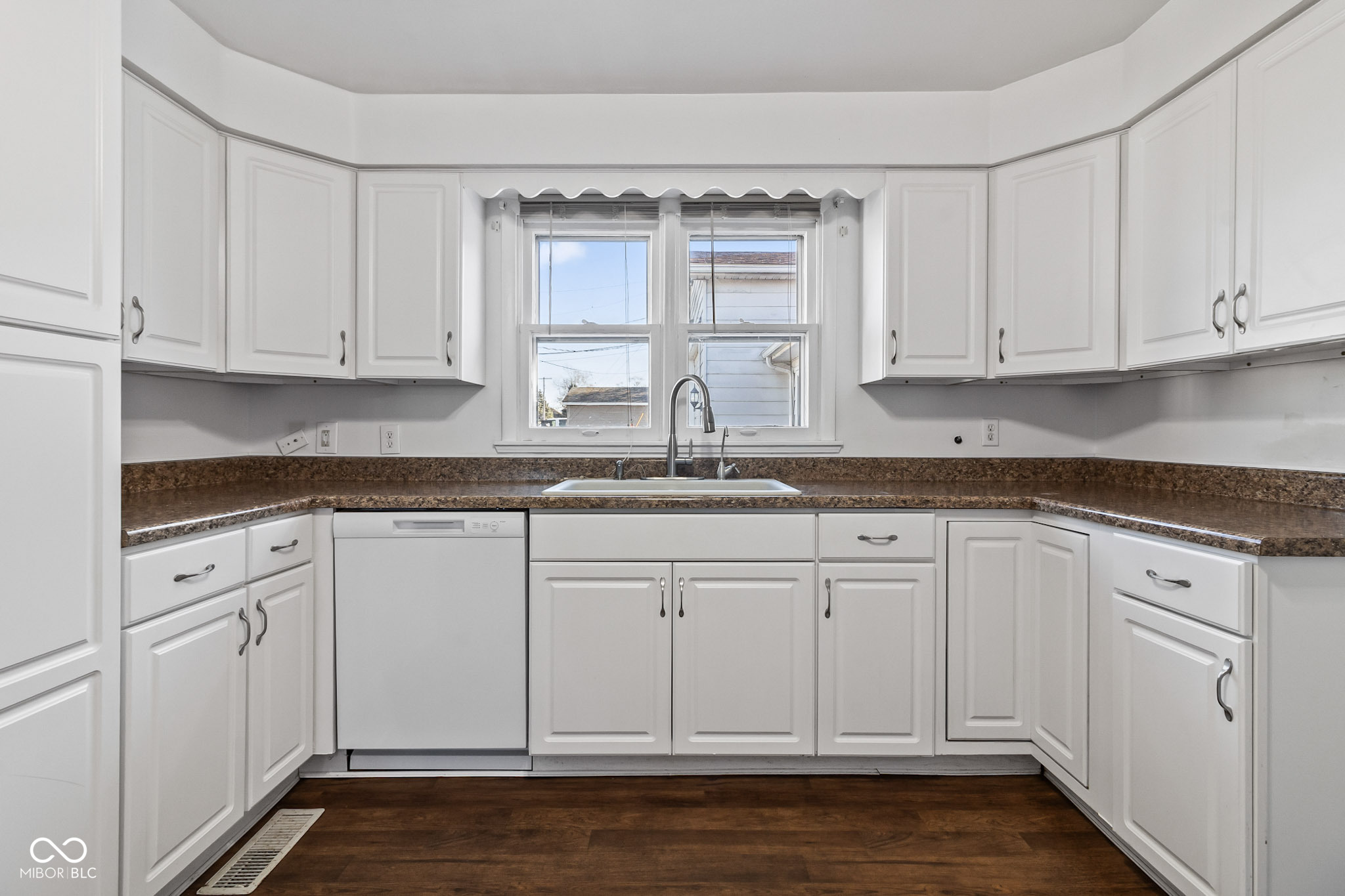 122 South 4th Street Tipton, IN 46072 - Photo 6 of 24