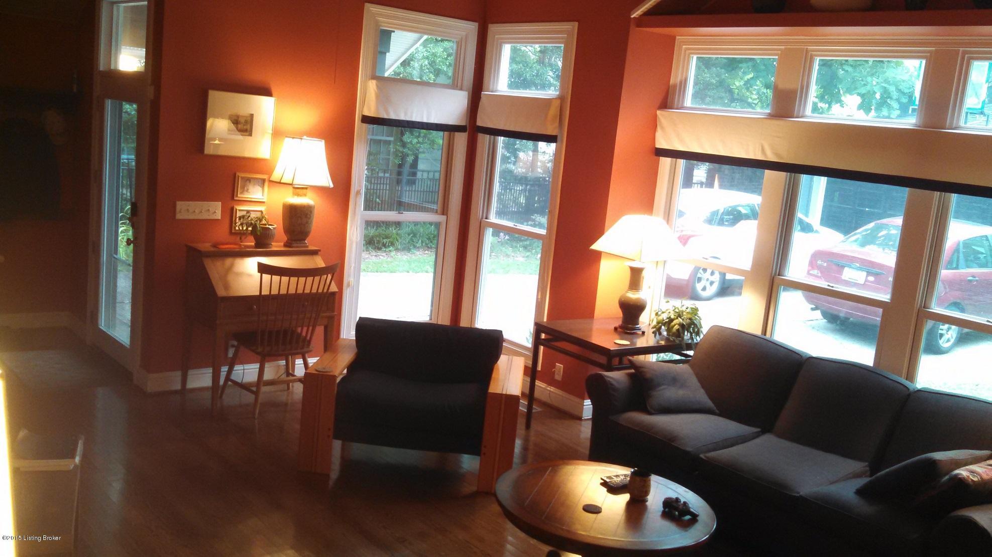 2130 Edgehill Road Louisville, KY 40205 - Photo 2 of 30 living
