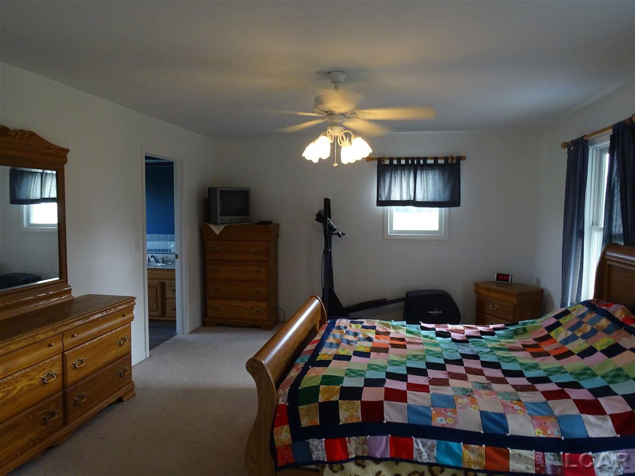 17210 Cole Road Addison, MI 49220 - Photo 17 of 27 50025801-16.JPG