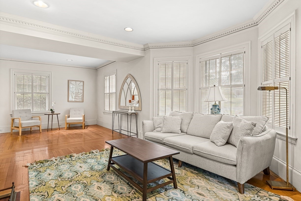 19 Glengarry Road Winchester, MA 01890 - Photo 13 of 42