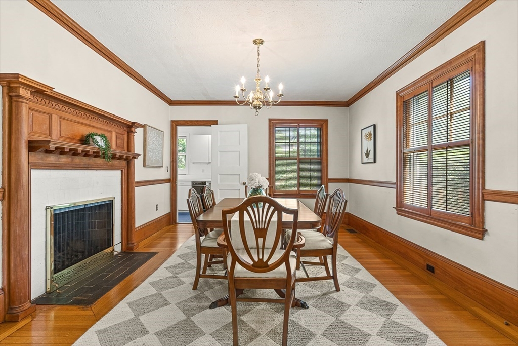 19 Glengarry Road Winchester, MA 01890 - Photo 15 of 42