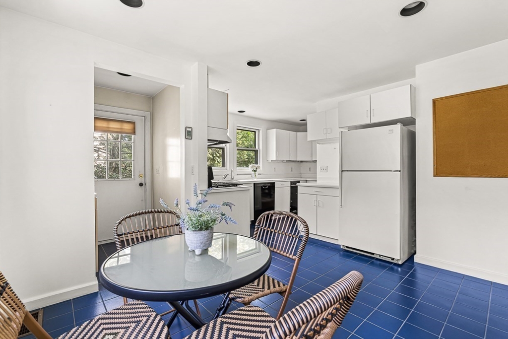 19 Glengarry Road Winchester, MA 01890 - Photo 21 of 42