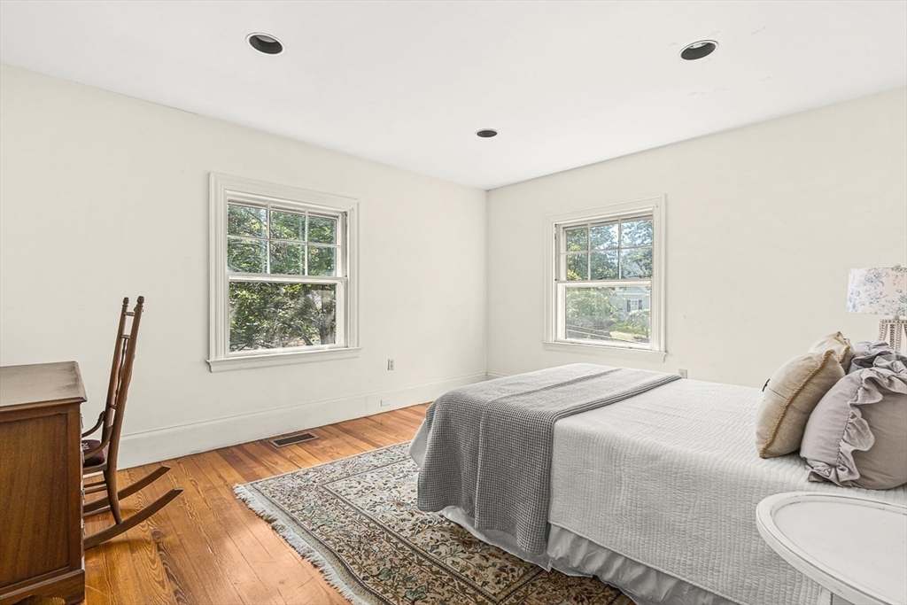 19 Glengarry Road Winchester, MA 01890 - Photo 31 of 42