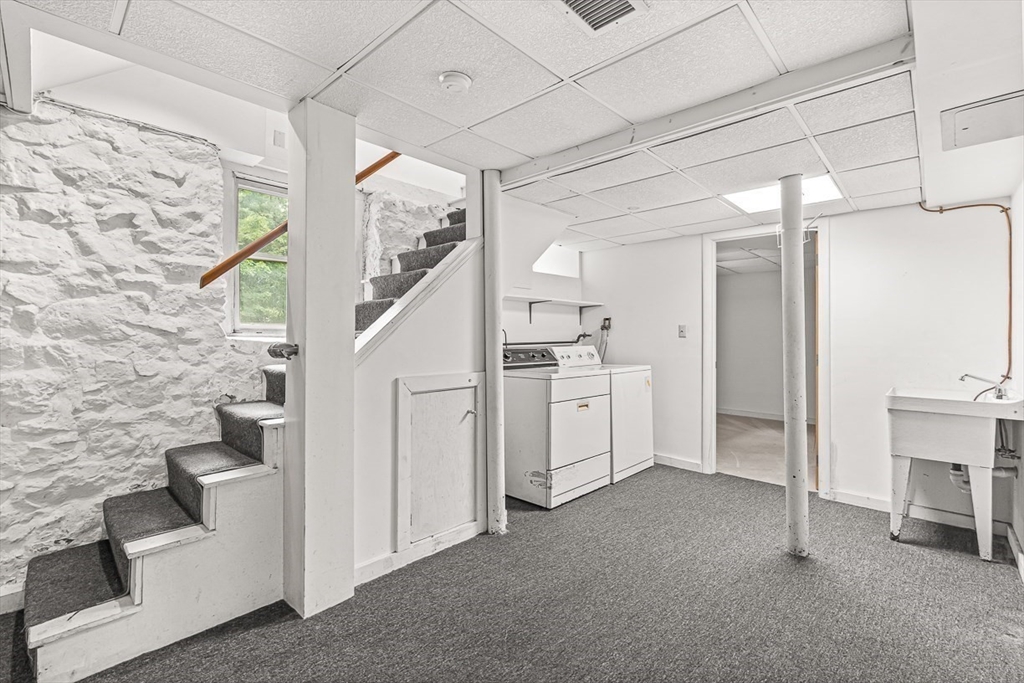 19 Glengarry Road Winchester, MA 01890 - Photo 37 of 42