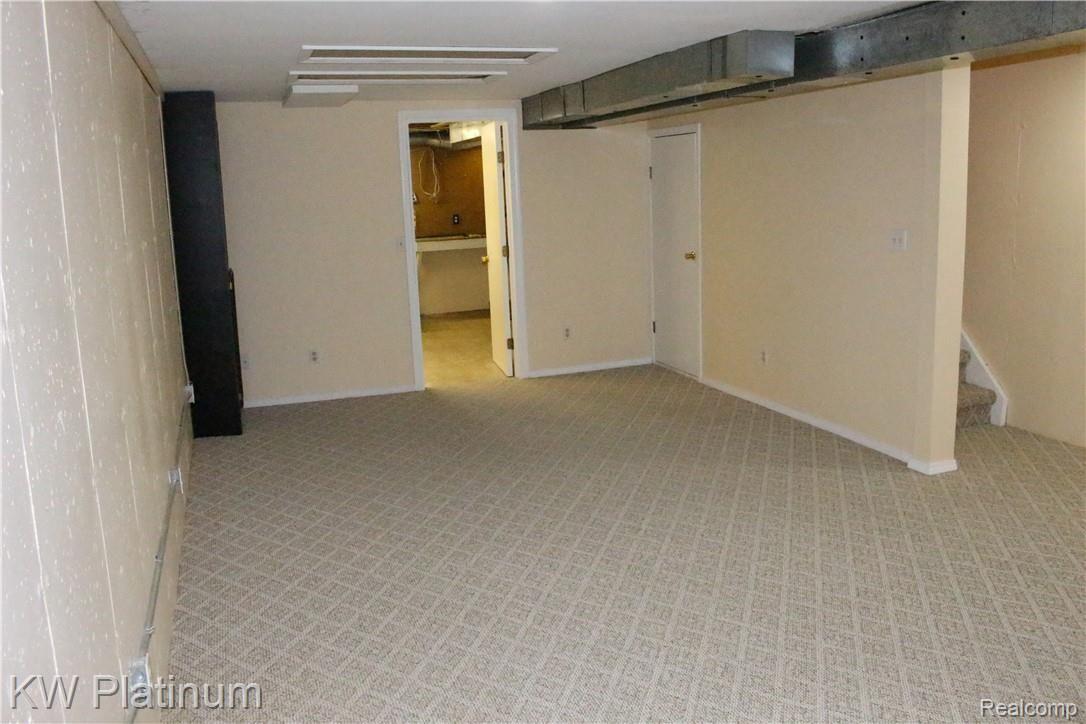 125 Cuttle Road, Unit E37 Marysville, MI 48040 - Photo 31 of 34 IMG_0641.JPG