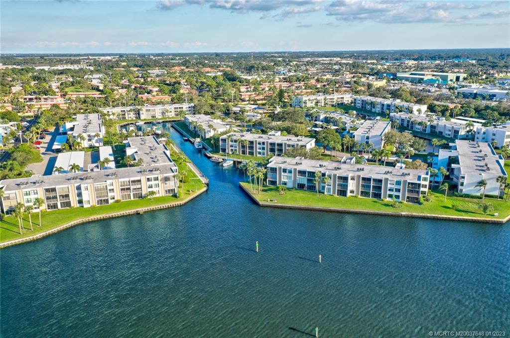 1950 Southwest Palm City Road, Unit 6102 Stuart, FL 34994 - Photo 4 of 55 Gallery Image 4