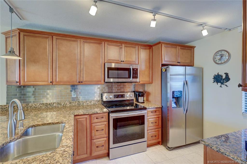 1950 Southwest Palm City Road, Unit 6102 Stuart, FL 34994 - Photo 8 of 55 Gallery Image 8