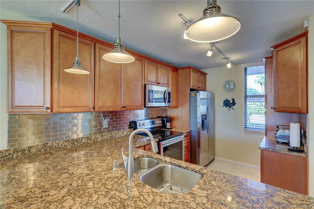 1950 Southwest Palm City Road, Unit 6102 Stuart, FL 34994 - Photo 9 of 55 Gallery Image 9