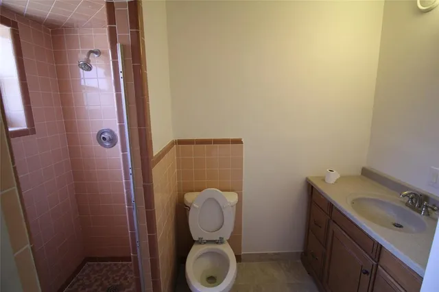 $1,500 | 909 Northeast 12th Avenue, Unit B, Pompano Beach, FL 33060